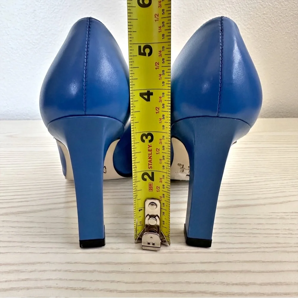 Nine West Vintage 90s Style Closed Toe Slip In Basic Pumps Sky Blue Size 5.5